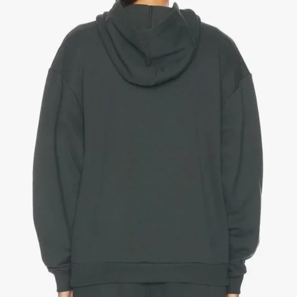 Alo Yoga - Accolade Hoodie Charcoal green, UNISEX, size; M in, worn once. EUC. - Picture 5 of 15